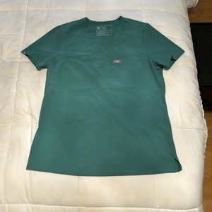 Figs Scrub Top